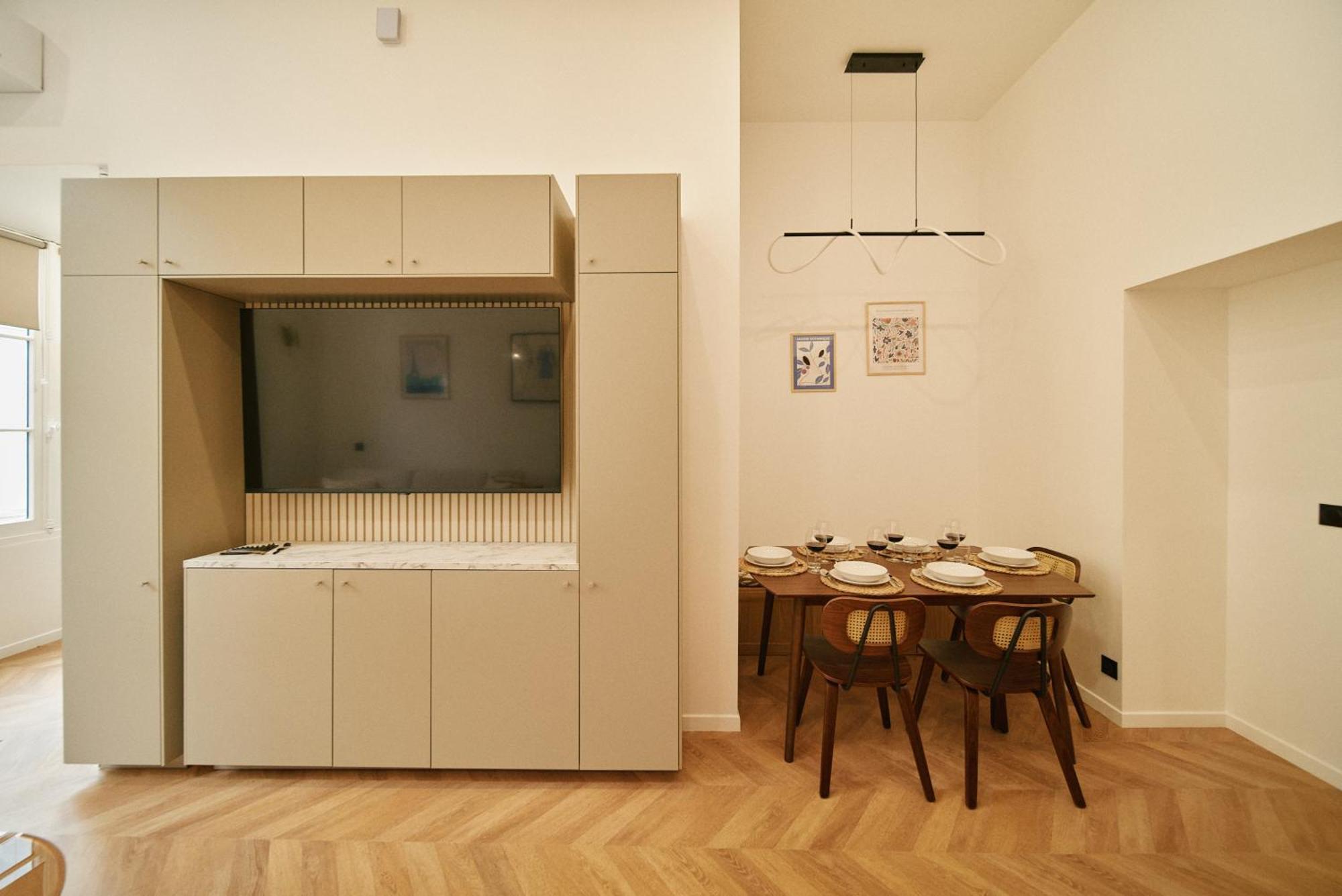 Apartment Lavie Maison Marais Ac Hot Tub *